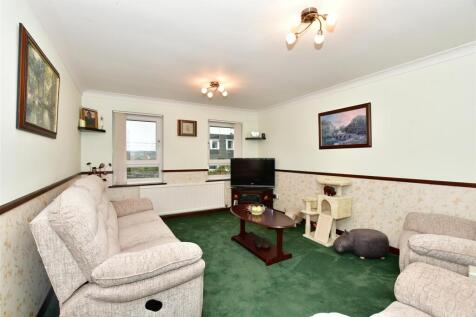 3 bedroom town house for sale