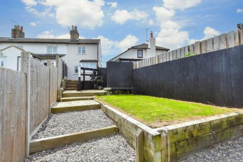 1 bedroom semi-detached house for sale