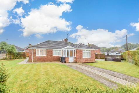 3 bedroom detached bungalow for sale