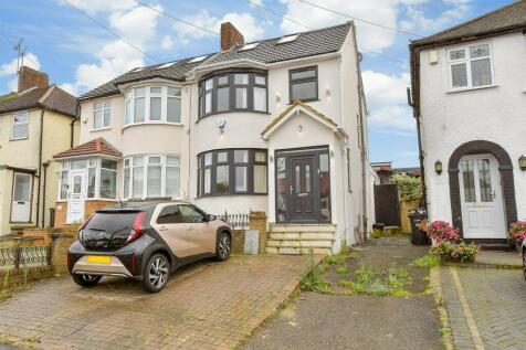 4 bedroom semi-detached house for sale