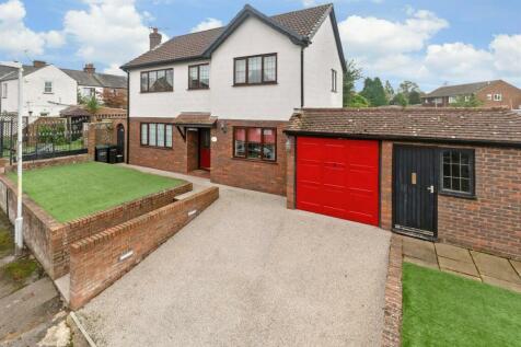 3 bedroom detached house for sale