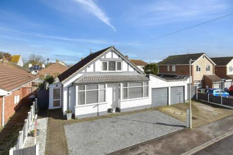 4 bedroom detached bungalow for sale