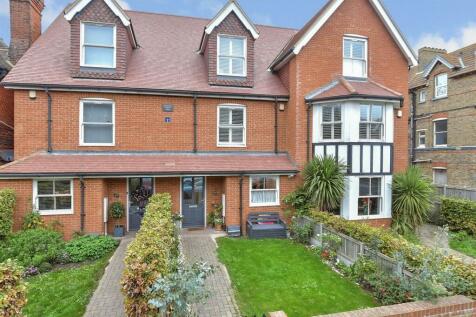 4 bedroom terraced house for sale