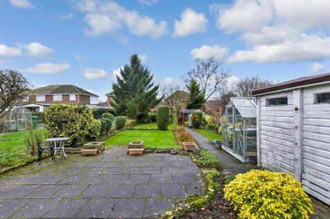 2 bedroom semi-detached bungalow for sale