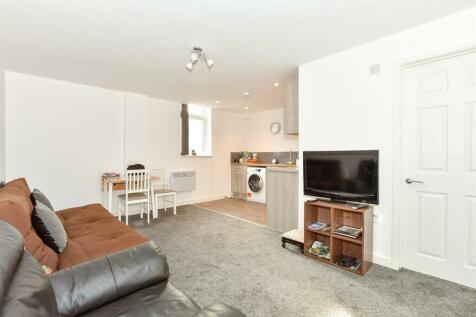 1 bedroom ground floor flat for sale