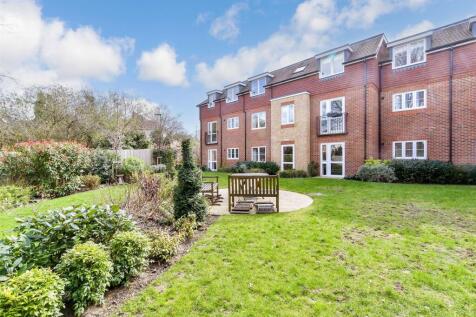Stanley Lodge, Epsom KT18 2 bed apartment for sale