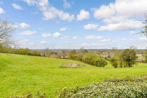 Eastwell Meadows, Tenterden TN30 2 bed terraced bungalow for sale