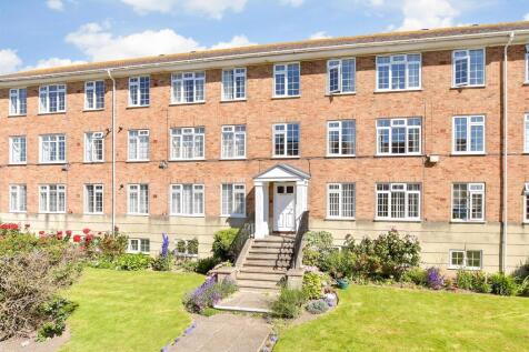 Hume Court, Hythe CT21 2 bed ground floor flat for sale