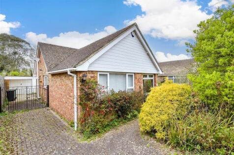 2 bedroom semi-detached bungalow for sale