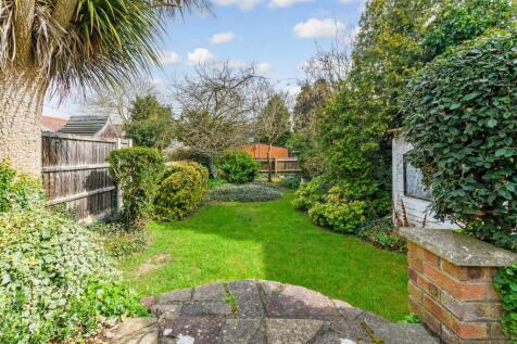 3 bedroom semi-detached bungalow for sale
