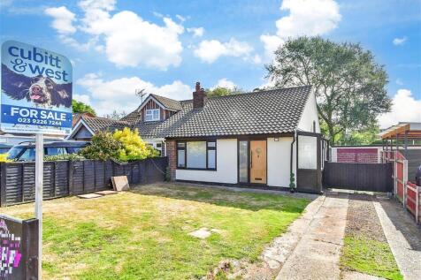 2 bedroom semi-detached bungalow for sale