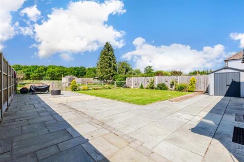 3 bedroom detached bungalow for sale