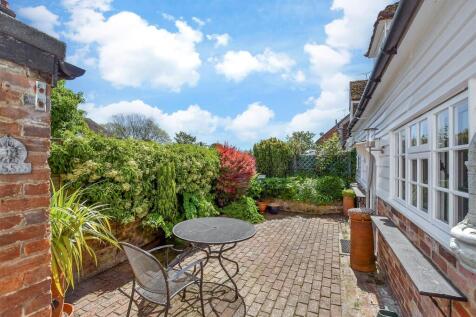 Bells Lane, Tenterden TN30 3 bed terraced house for sale