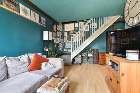 1 bedroom terraced house for sale