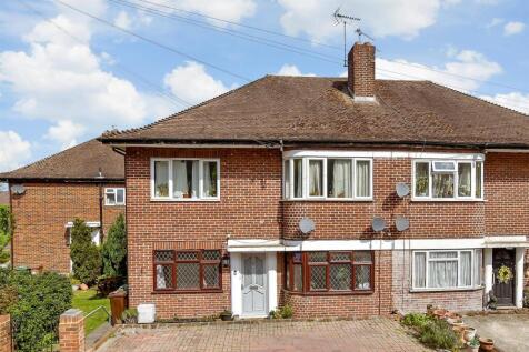 2 bedroom ground floor maisonette for sale