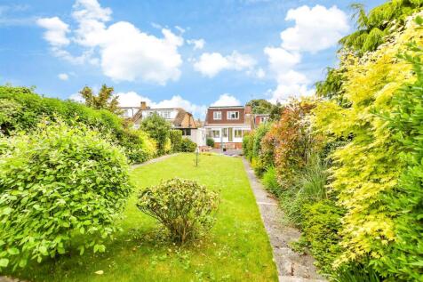 4 bedroom chalet for sale