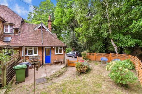 2 bedroom bungalow for sale