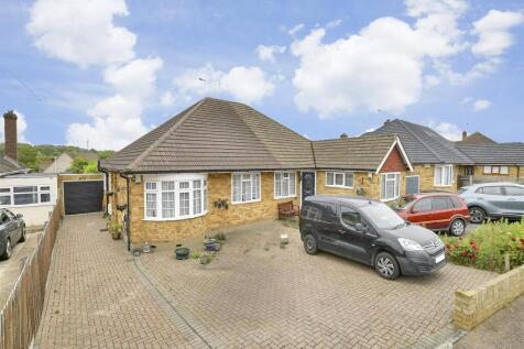 2 bedroom semi-detached bungalow for sale