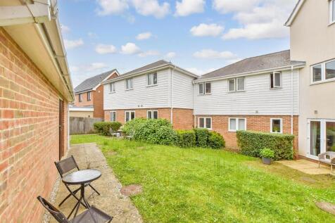 2 bedroom duplex for sale