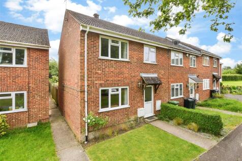 Hopes Grove, Ashford TN26 3 bed end of terrace house for sale