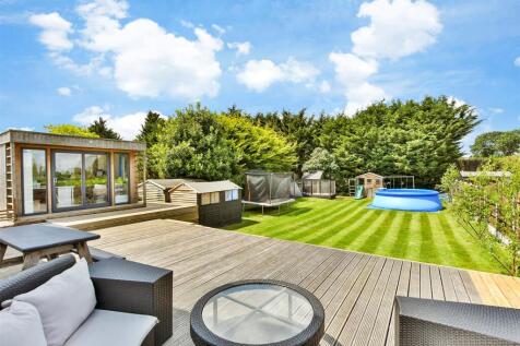 Paradise Cottages, Sittingbourne ME9 3 bed semi