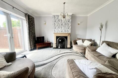3 bedroom chalet for sale