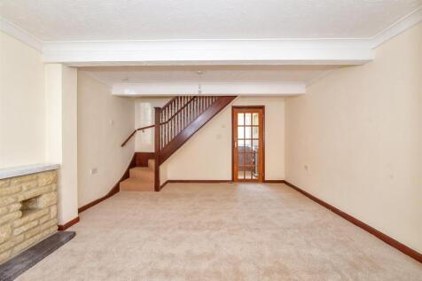 Toronto Road, Portsmouth PO2 2 bed terraced house for sale