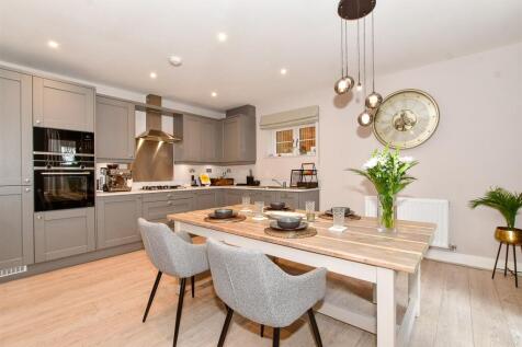 3 bedroom apartment for sale
