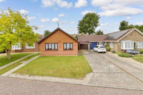 Toll Gate, Deal CT14 2 bed detached bungalow for sale