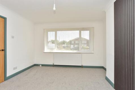 2 bedroom semi-detached bungalow for sale