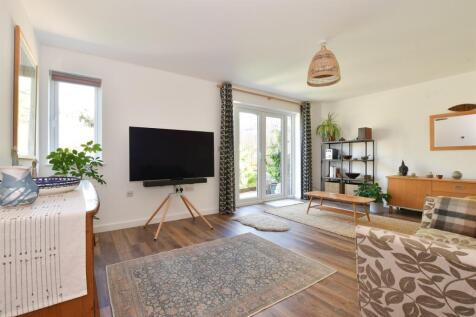 3 bedroom chalet for sale