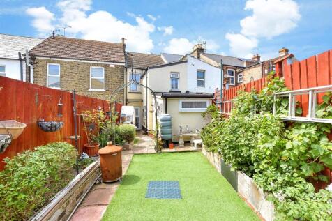 Newlands Road, Ramsgate CT12 3 bed terraced house for sale