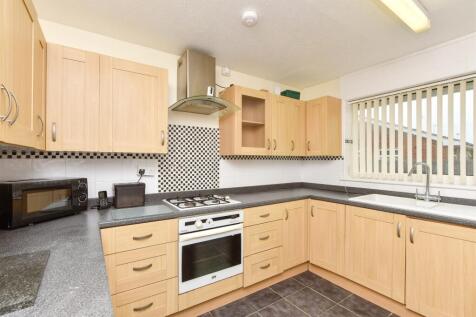 2 bedroom terraced bungalow for sale