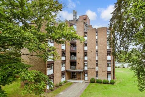 2 bedroom ground floor flat for sale