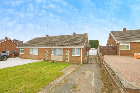 2 bedroom semi-detached bungalow for sale