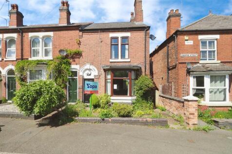 3 bedroom end of terrace house for sale