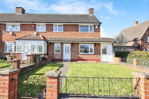 3 bedroom end of terrace house for sale
