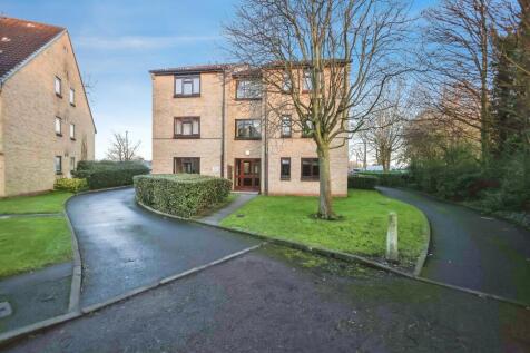 Studio flat for sale