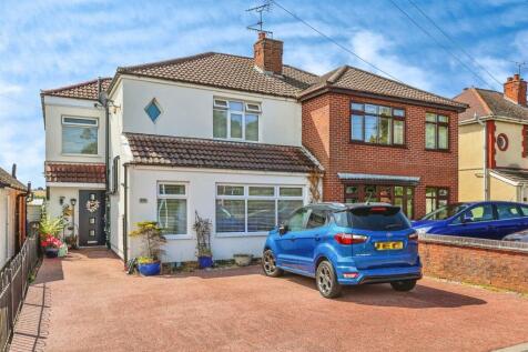 4 bedroom semi-detached house for sale