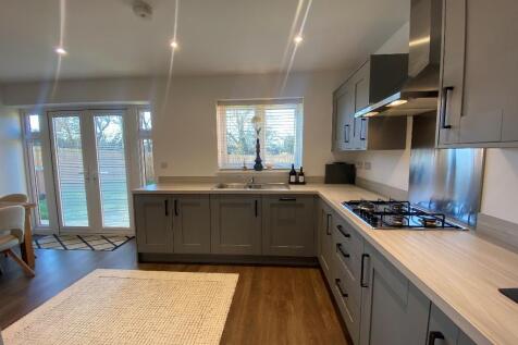 Bessie Avenue, Kirkella, Hull, HU10 7JX 4 bed detached house for sale