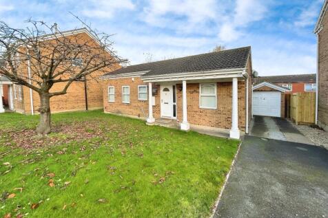 2 bedroom detached bungalow for sale