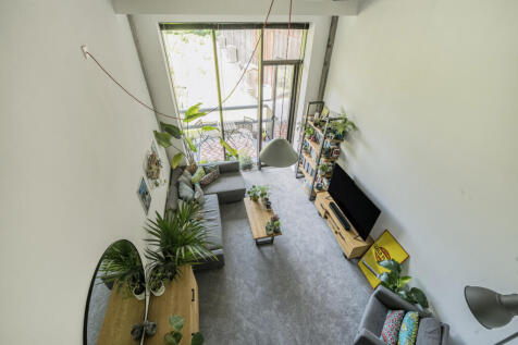 Lakeshore Drive, Somerset BS13 1 bed apartment for sale