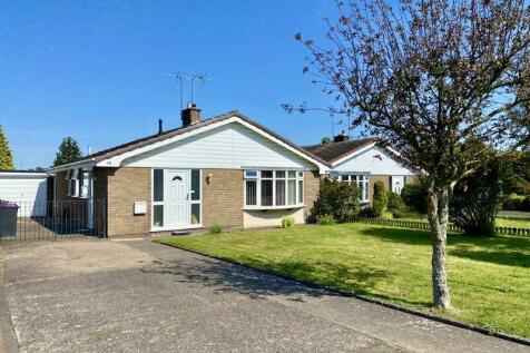 3 bedroom detached bungalow for sale