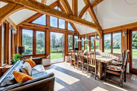 Rusper Road, Ifield, West Sussex 5 bed detached house for sale