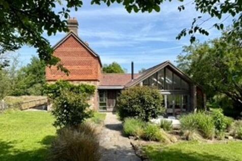 Hartfield TN7 5 bed detached house for sale