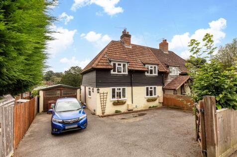 Upper Close, Forest Row RH18 3 bed semi