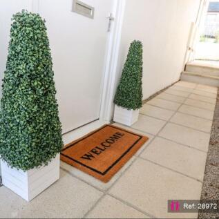 3 bedroom ground floor maisonette for sale
