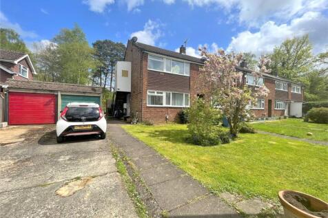 1 bedroom maisonette for sale
