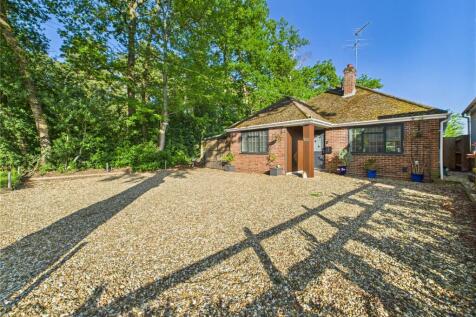 2 bedroom bungalow for sale