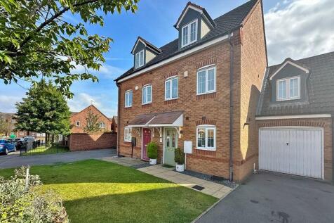 Newhome Way, Walsall 4 bed terraced house for sale